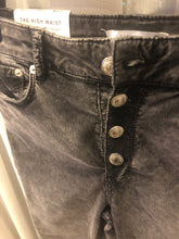 Load image into Gallery viewer, Brand new jeans from ZARA
